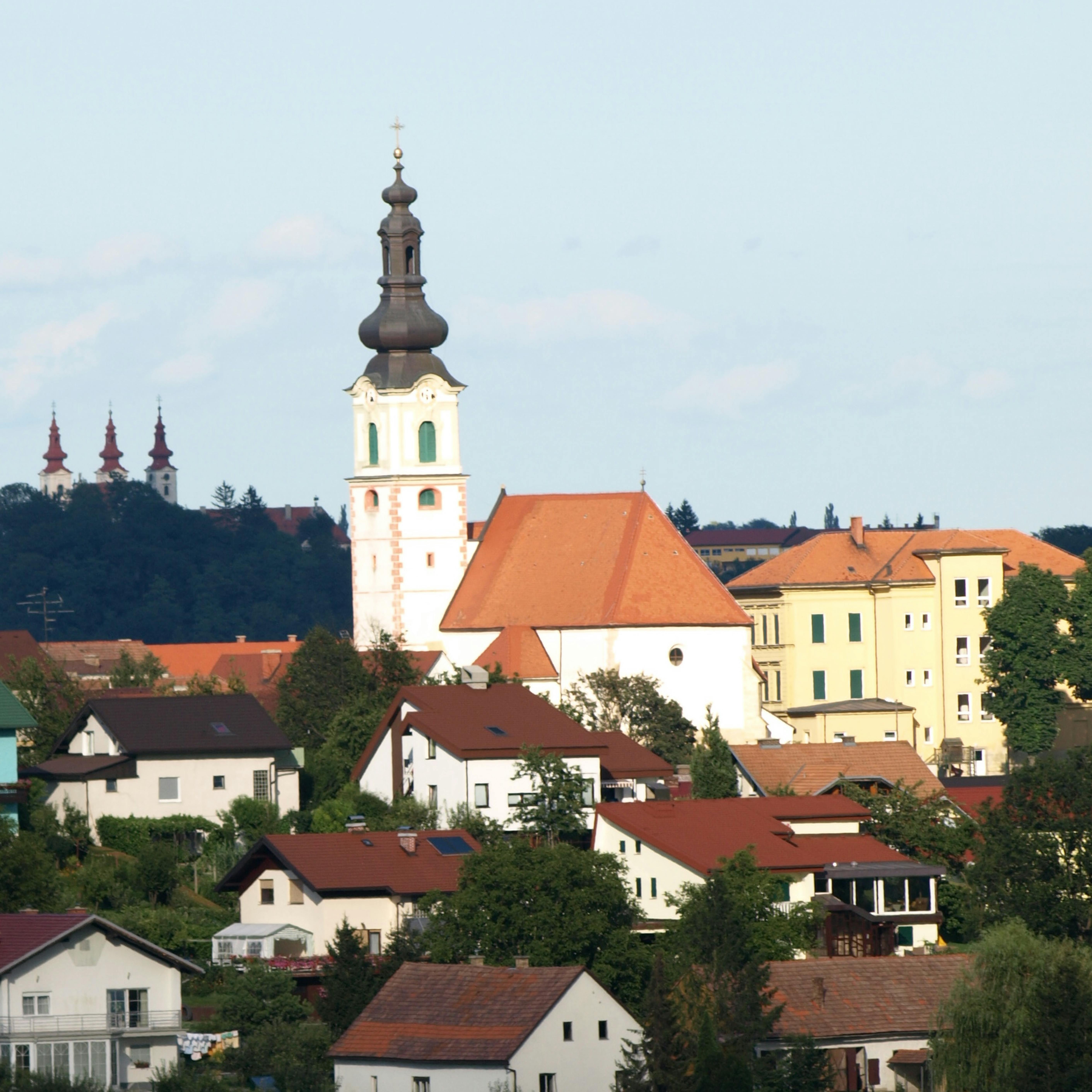 Cerkev Sv. Lenart